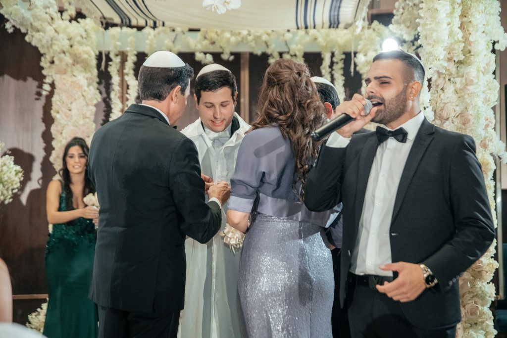 Guy Goresh Singing
