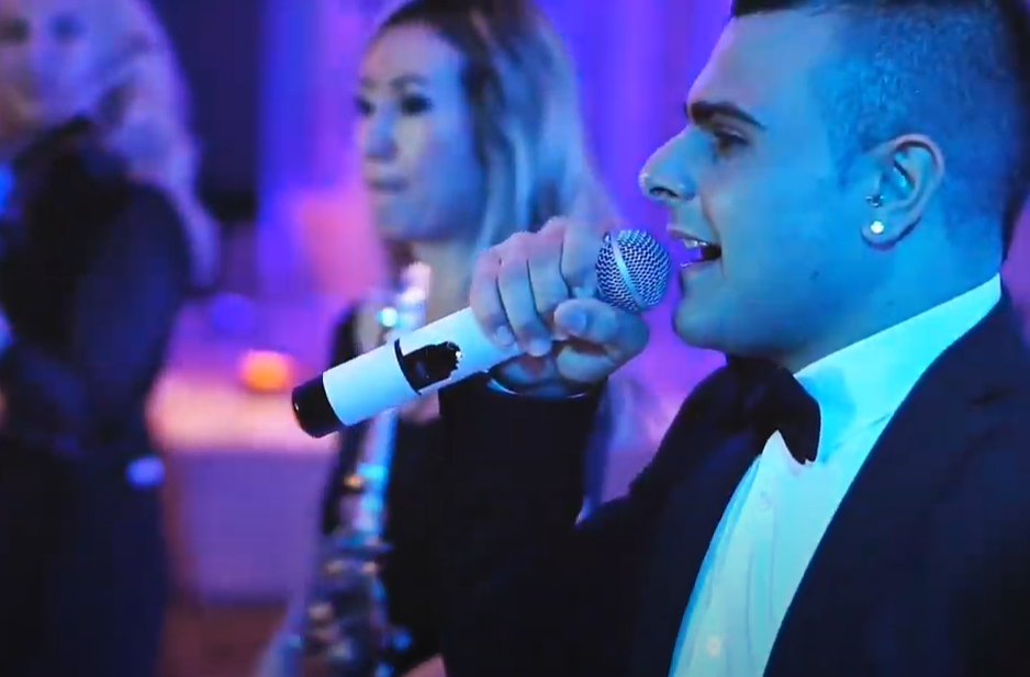 Weddings Singing Performances in Los Angeles, Singer and musician in Chicago